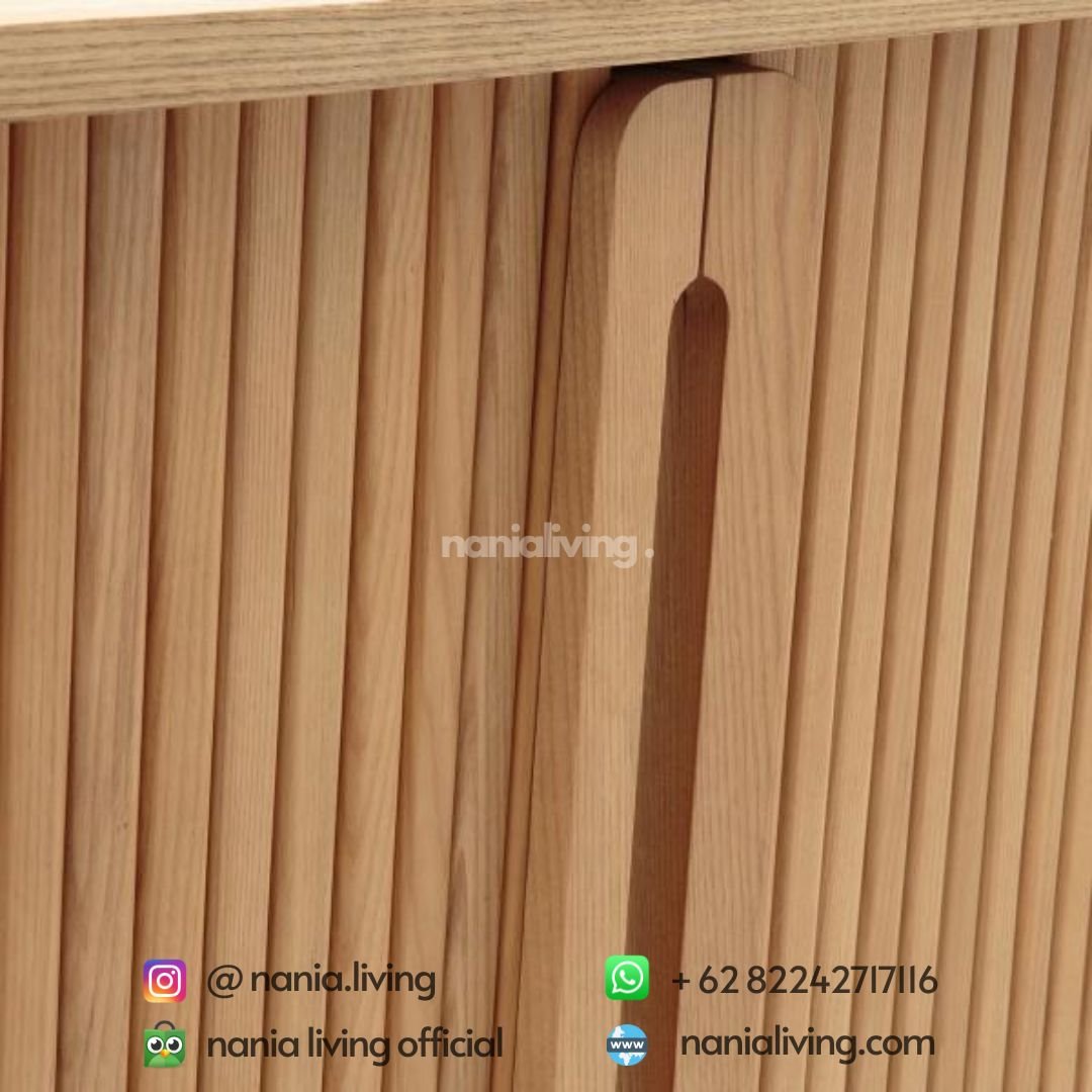 detail Molise Minimalist Teak Wood Credenza Natural 2 Door