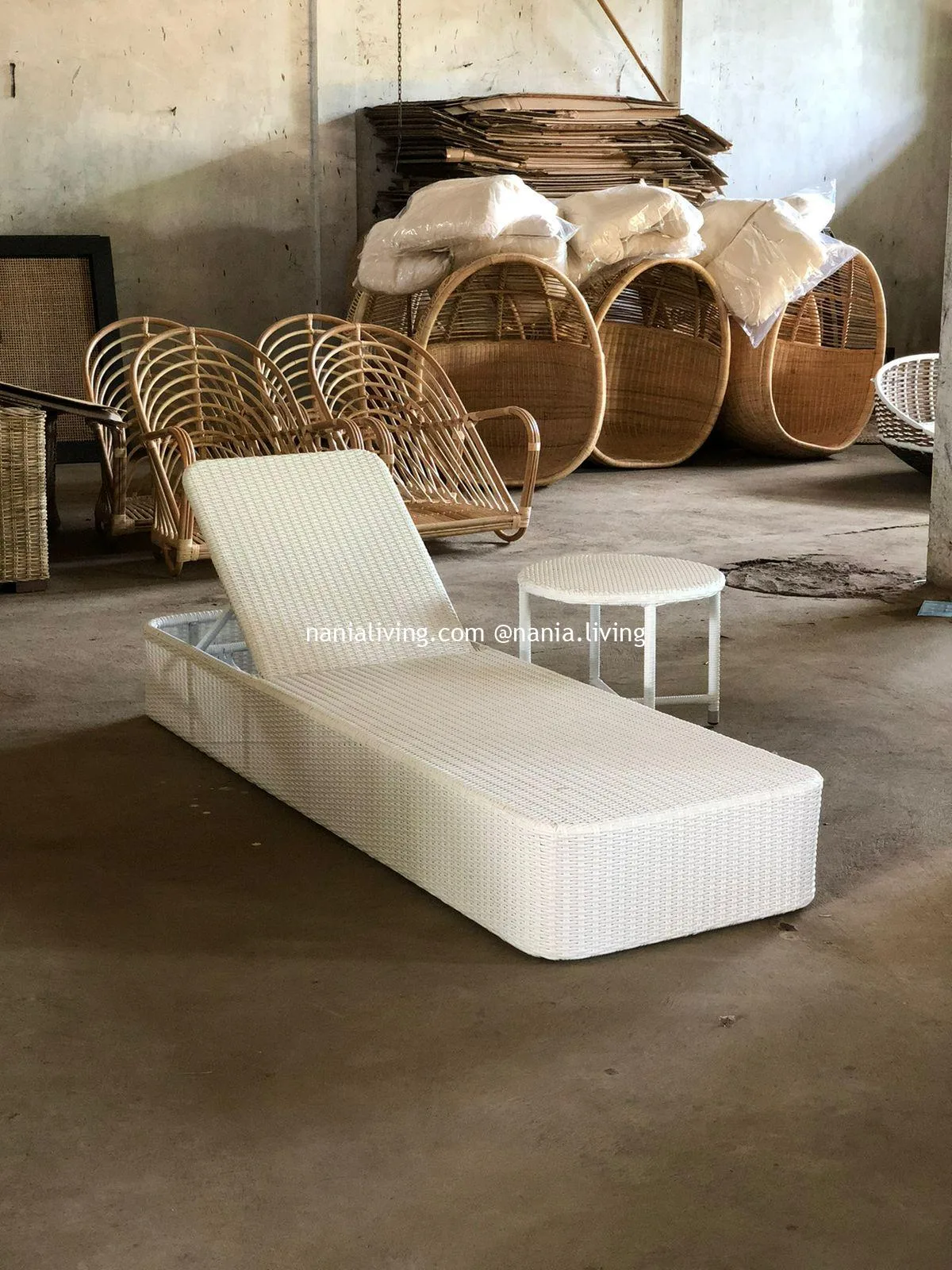 nania-aeh (1) Whyalla Lounge Chair Synthetic Rattan With Side Table