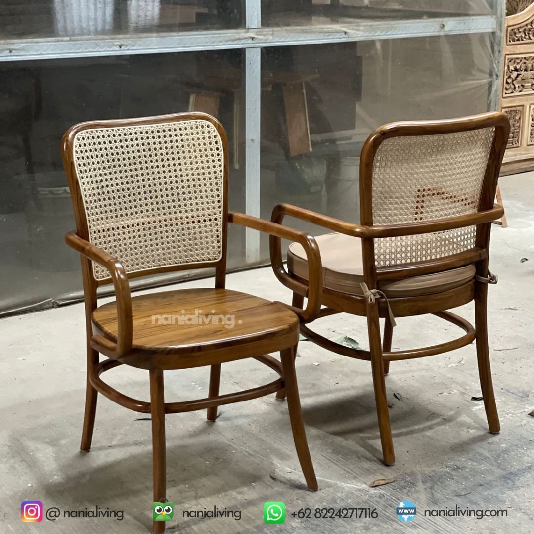 nanialiving-2 cv nania bintang utama