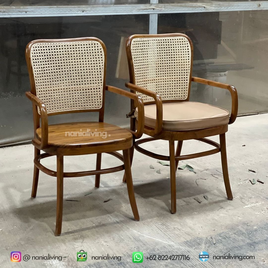 nanialiving-4 Bar Dining Chair Teak Wood Rattan Backrest Daejeon