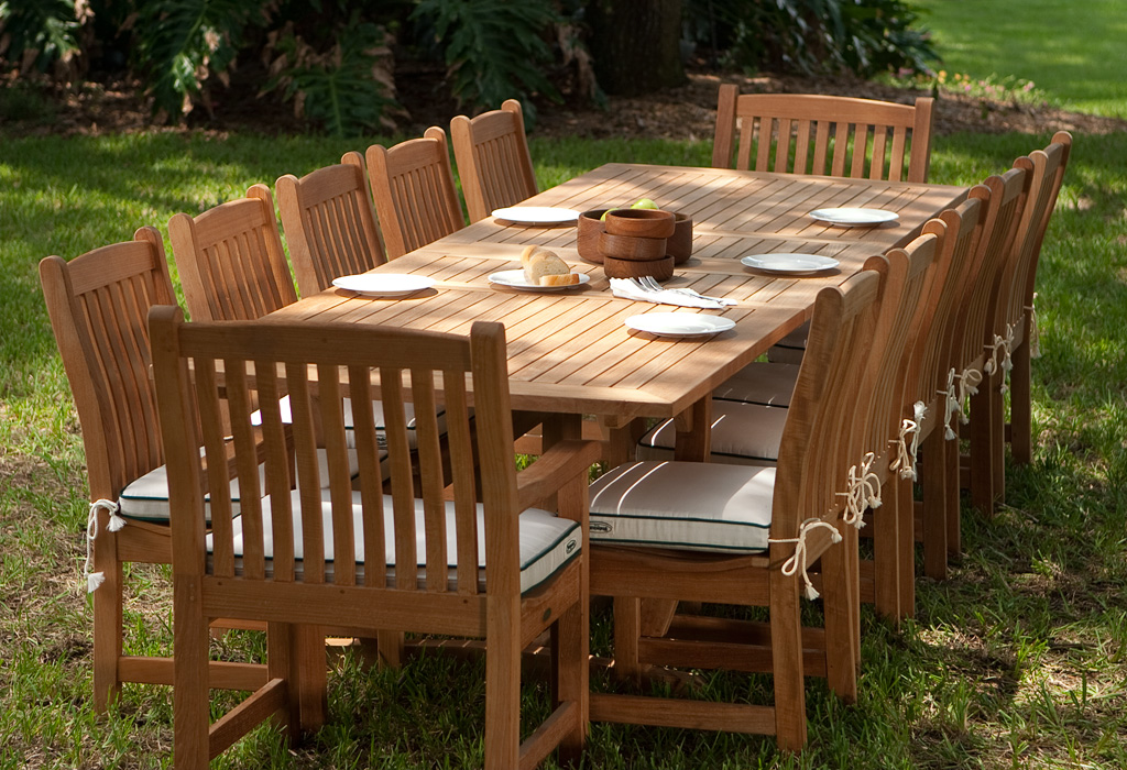 Flin Flon Teak Wood Table Extends Natural