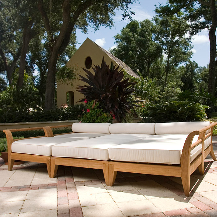 Saarbrucken Outdoor relaxing Sofa Teak Bed