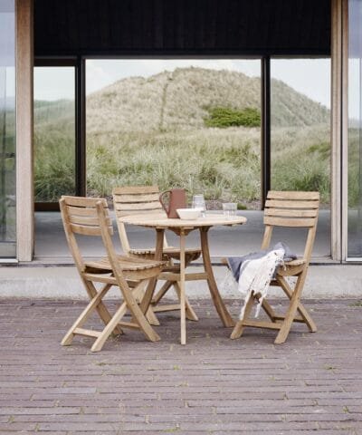 Oshawa Teak Round Dining Table Natural