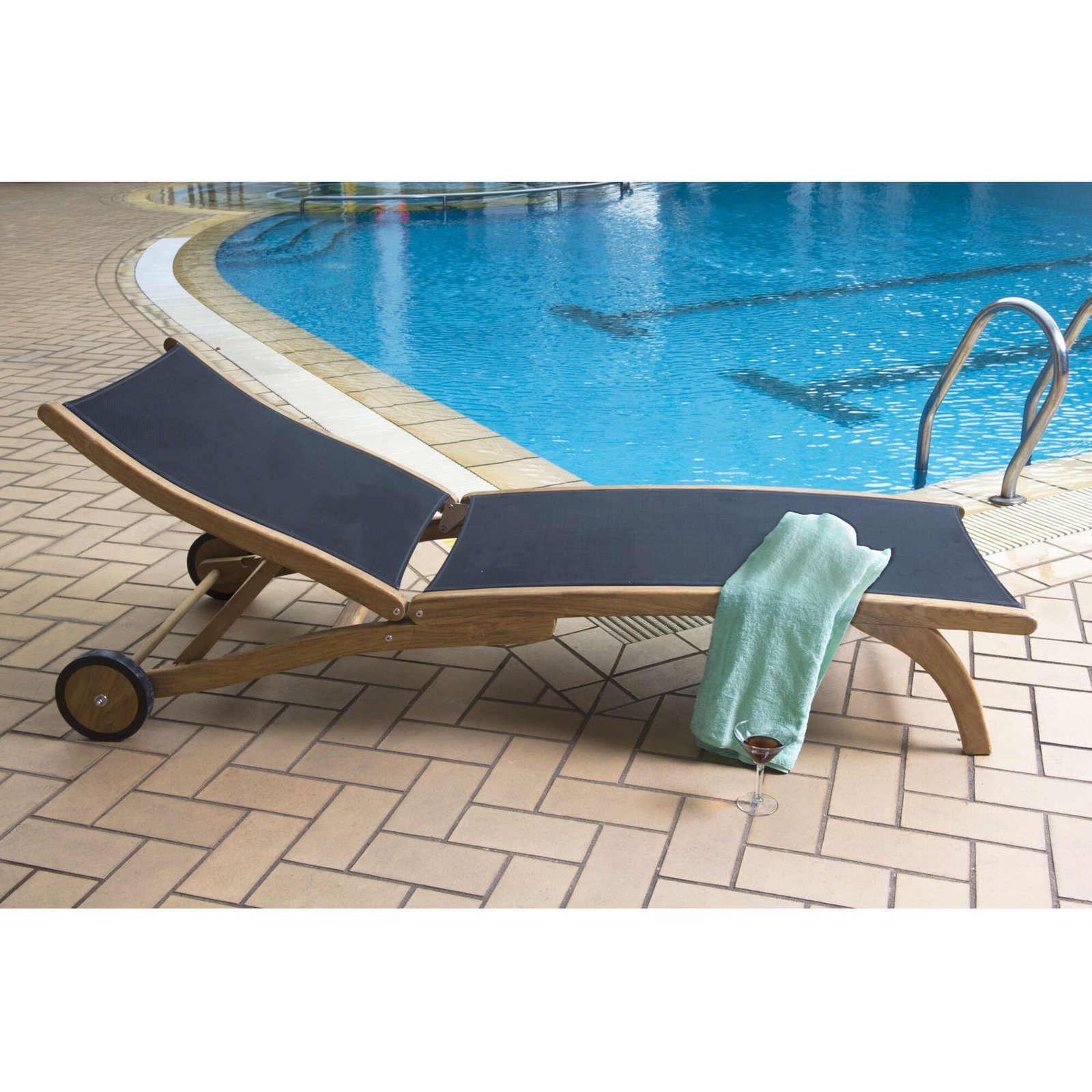 nania-nawl 2 Salaberry Teak Outdoor Chaise Lounge in Black with Wheels