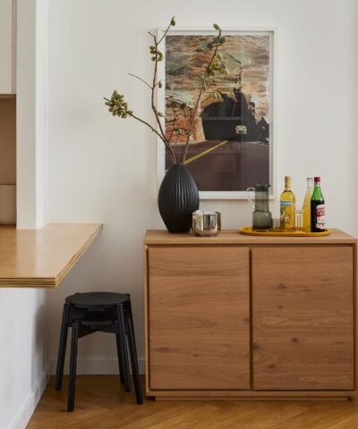 Simple Modern Minimalist Bar Cabinet