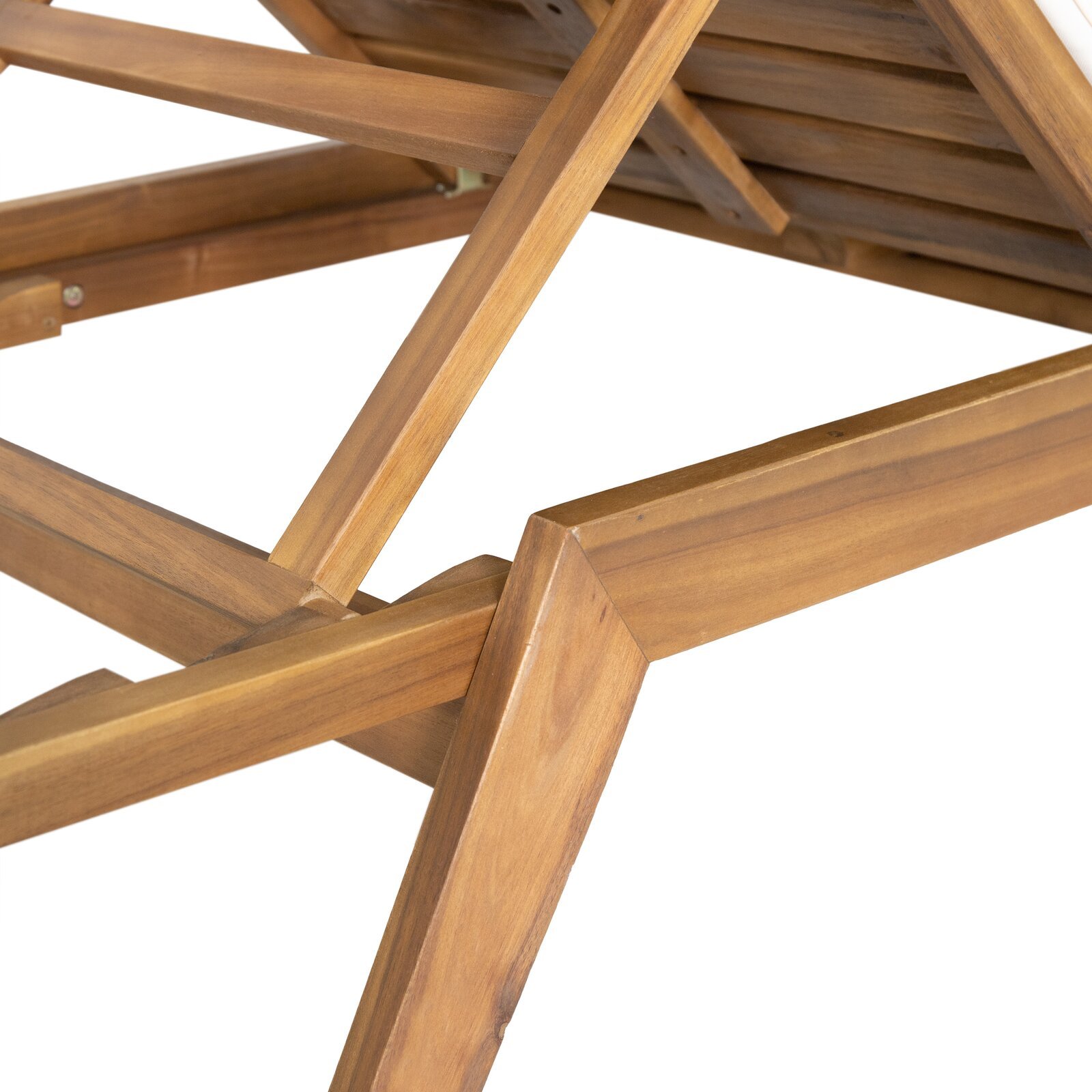 Minimalist Outdoor Teak Lounge Chair With Cushion