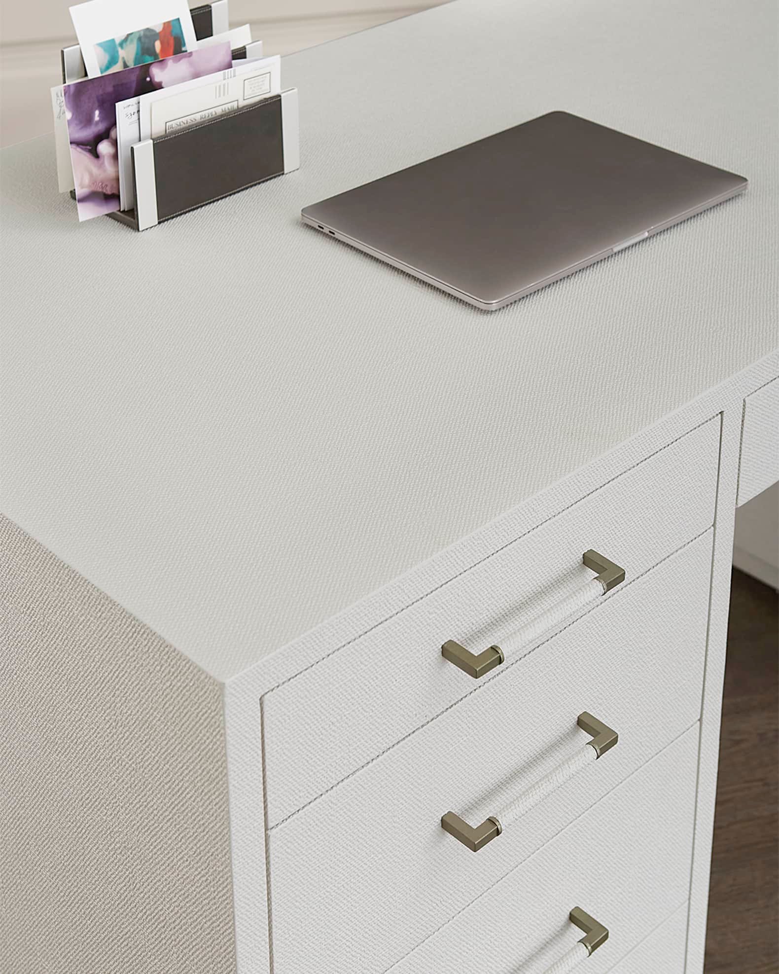 nanialiving-189_z White Duco Minimalist Work Desk White Teak Office Desk