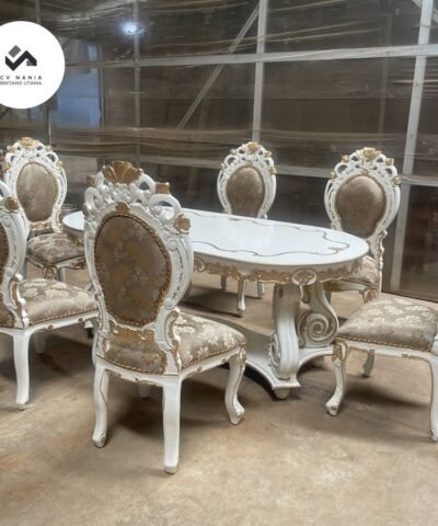 meja makan klasik