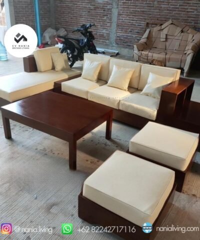 cv nania bintang utama