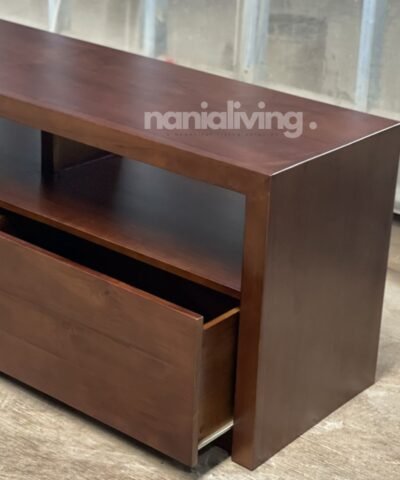 cv nania binatng utama