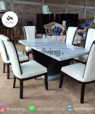 cv nania bintang utama