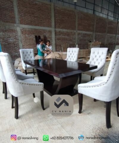 cv nania bintang utama