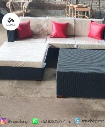 cv nania bintang utama