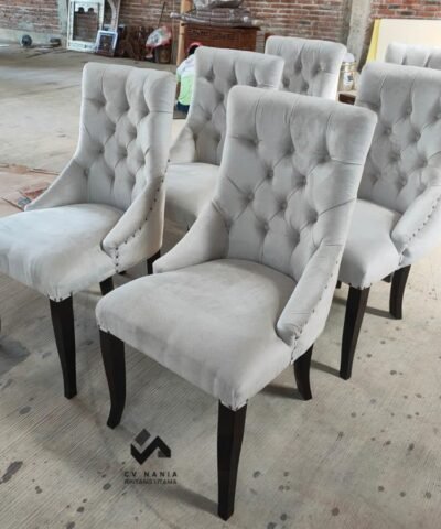 cv nania bintang utama