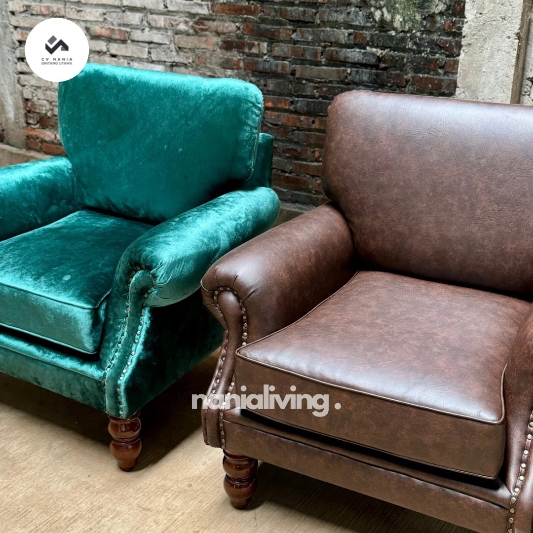 9AD29545-C821-4CE0-BE07-3E3A9119E9AE custom sofa