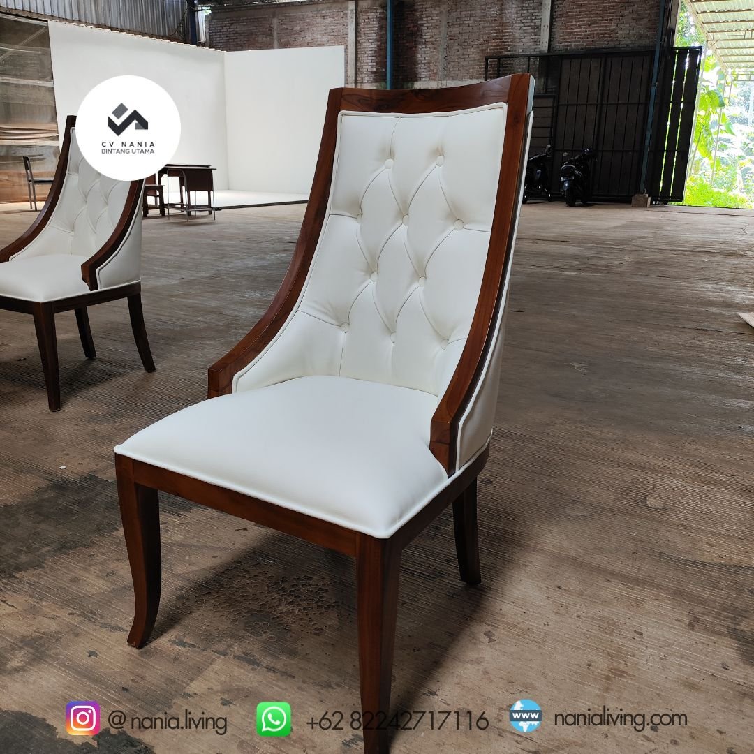 cv nania bintang utama