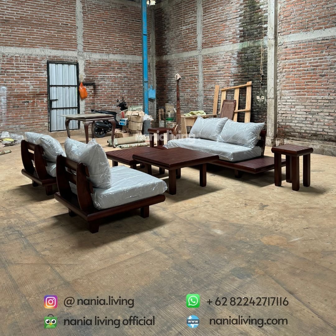 cv nania bintang utama