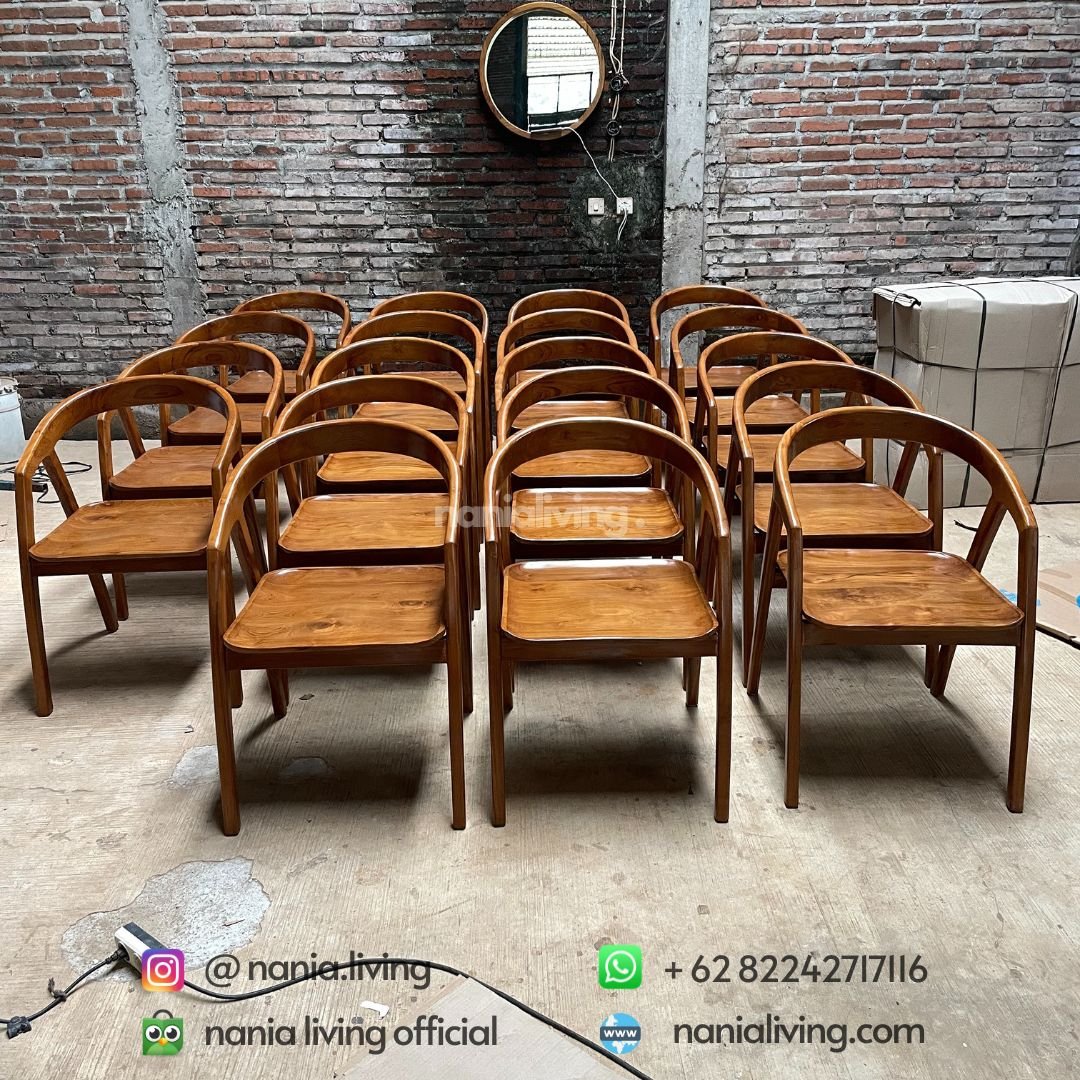 cv nania bintang utama