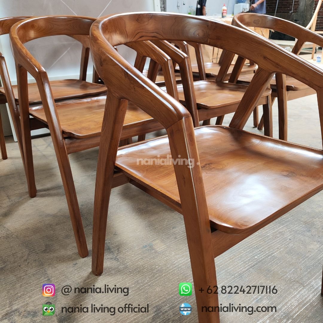 side nania livig Hiroshima Teak Cafe Chairs
