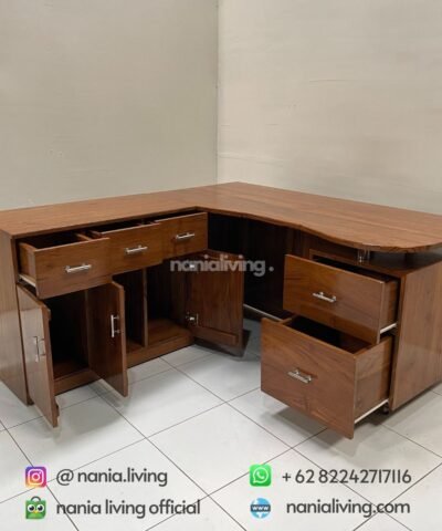 cv nania bintang utama