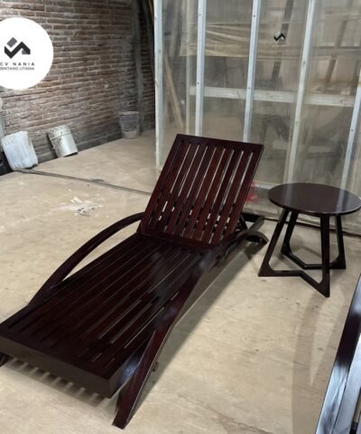 Teak Loungger Beach Chair Set With Side Table