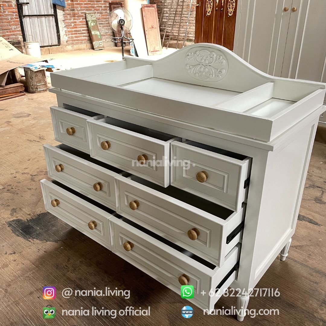 Minimalist white duco baby tafel 7 cv nania bintang utama