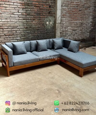 cv nania bintang utama