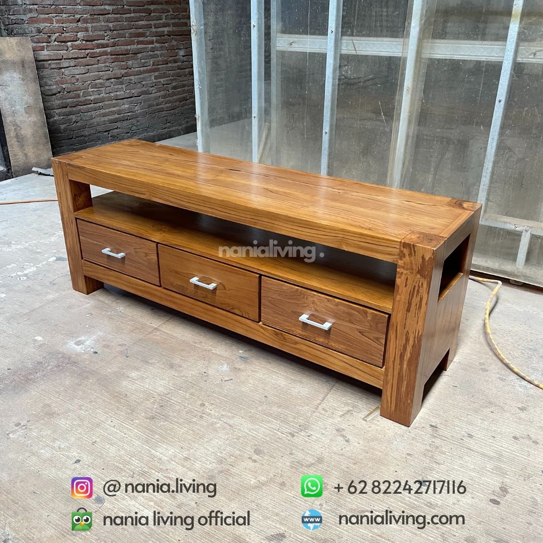 cv nania bintang utama