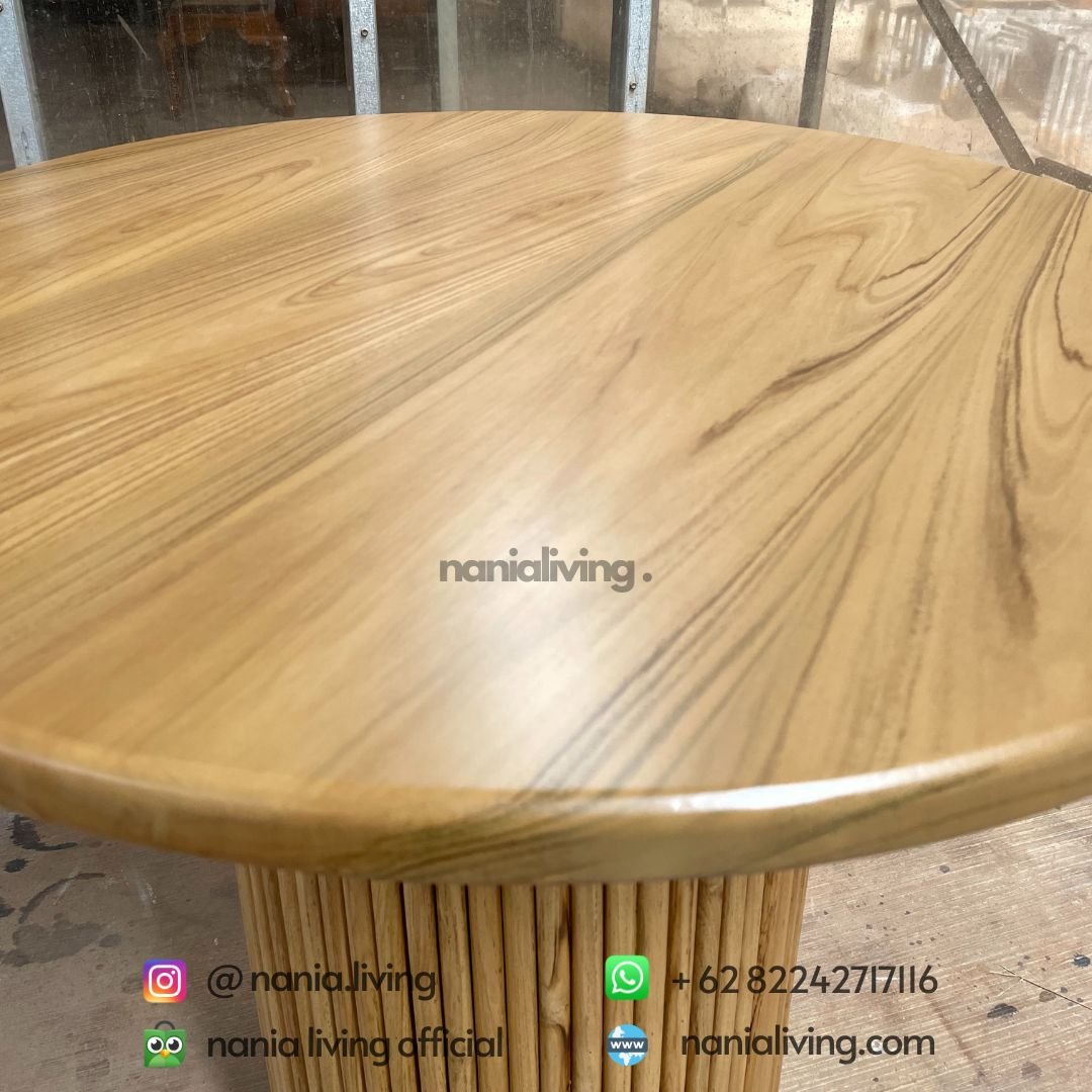 teak round cross dining table 3 top Round Cross Dining Table Teak