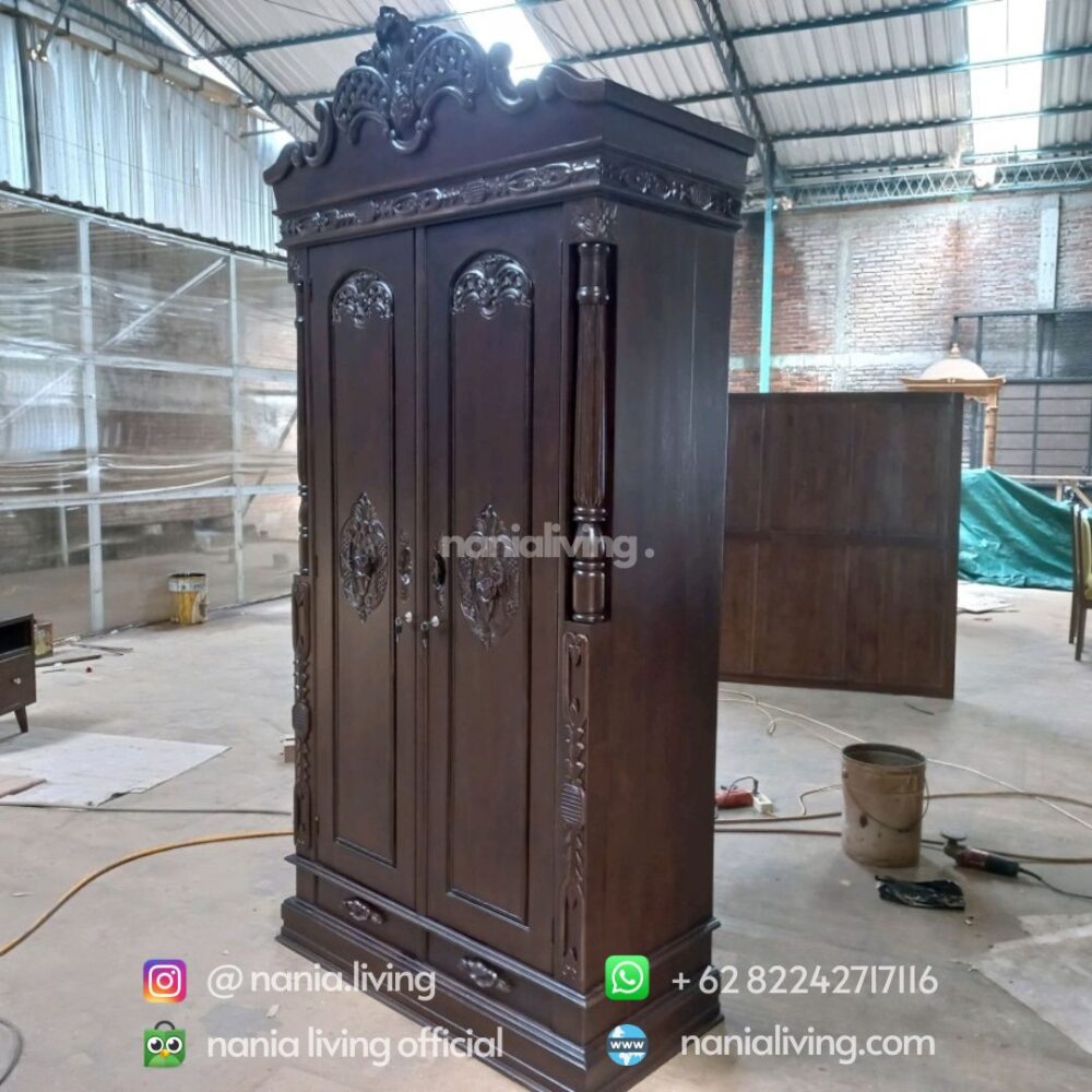 side Carved Two Door Wardrobe