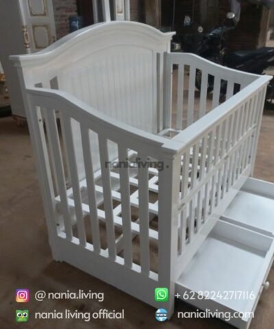 Medium Baby Box White