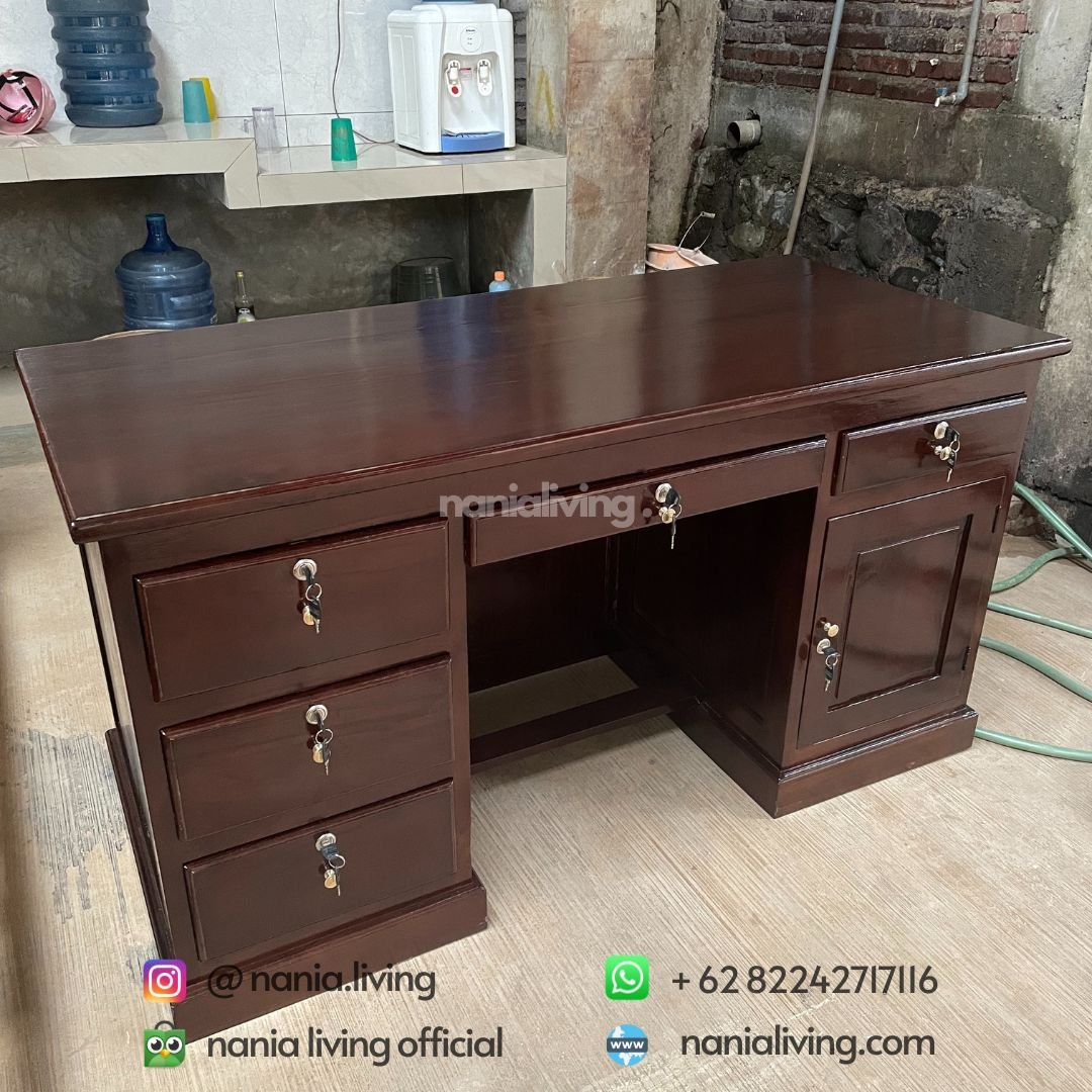 Minimalist Computer Office Desk 5 front Minimalist Computer Office Desk