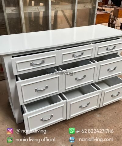 cv nania bintang utama