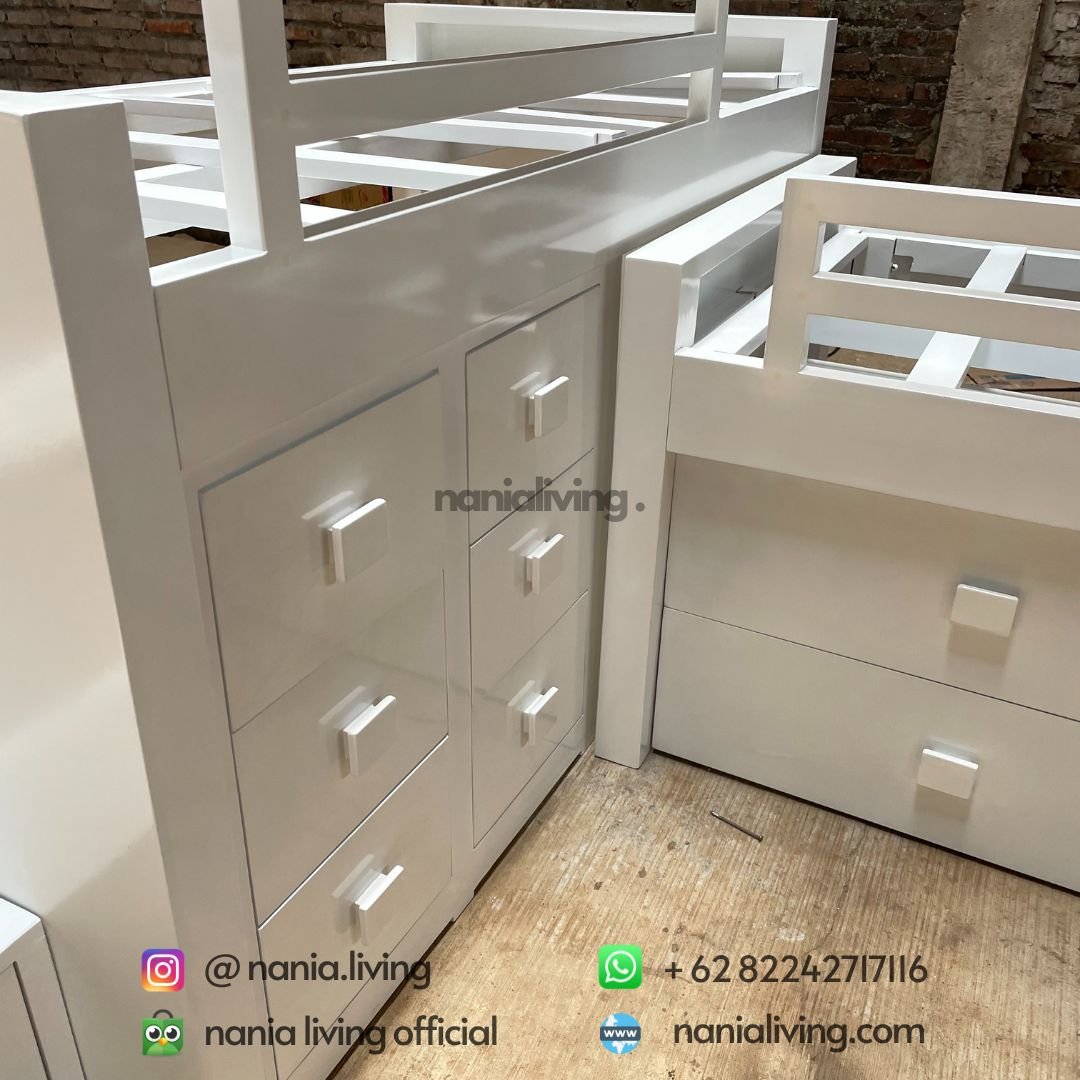 detail White Corner Kids Bed