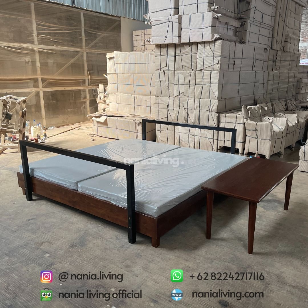 cv nania bintang utama