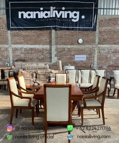 Latest Elegant Dining Table