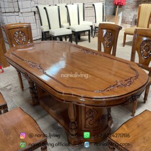 Luxurious Teak Dining Set