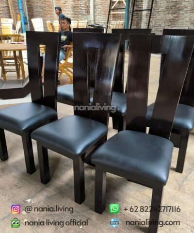 cv nania bintang utama