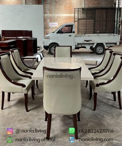 cv nania bintang utama