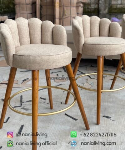 cv nania bintang utama