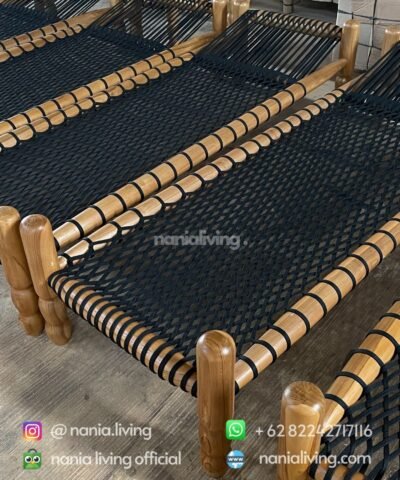 cv nania bintang utama