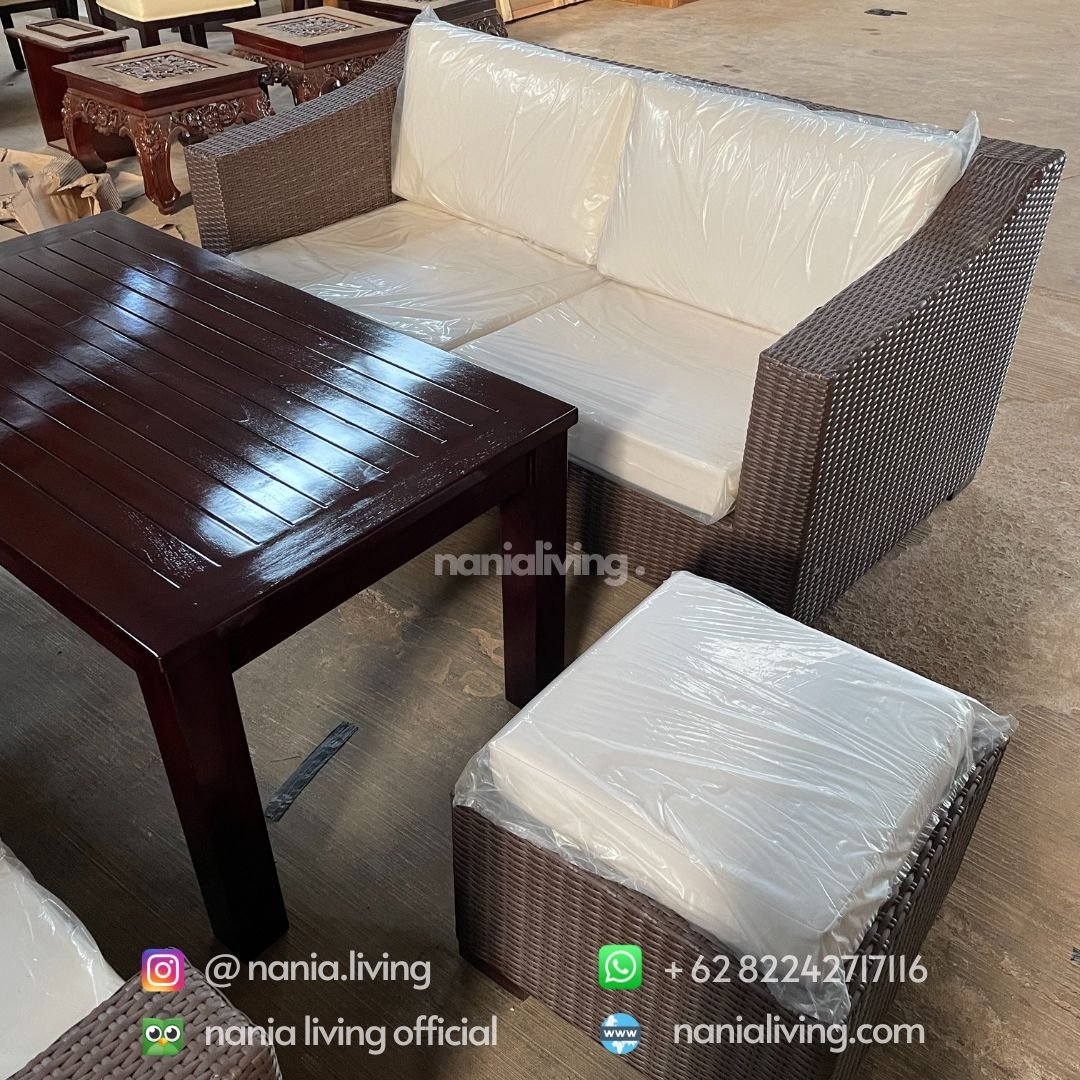 detail Synthetic Rattan Guest Sofa