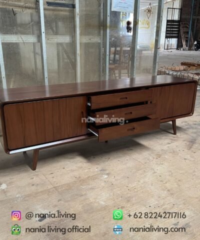 cv nania bintang utama