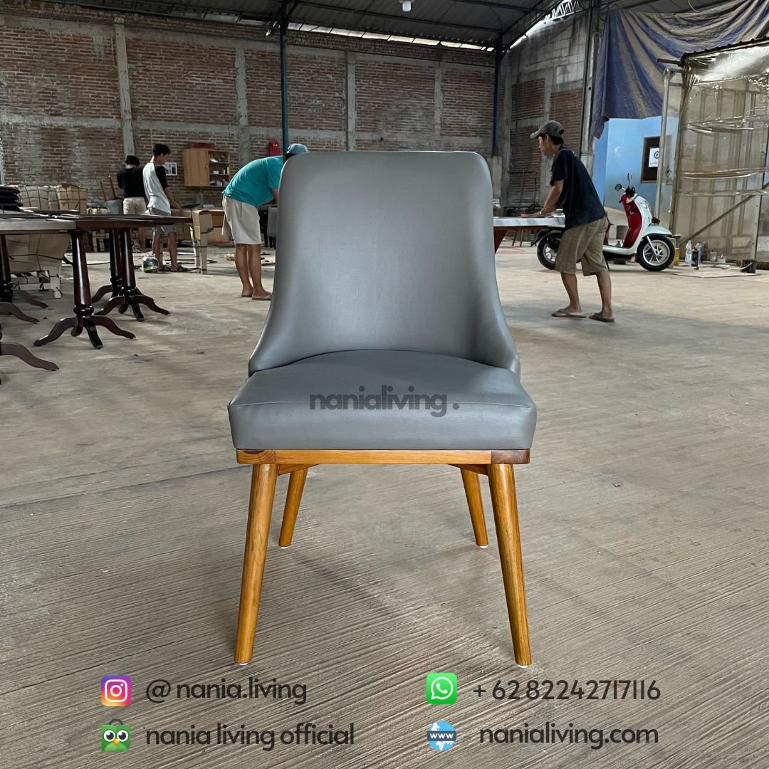 Minimalist Graceful Dining Chairs 4 front Minimalist Graceful Dining Chairs