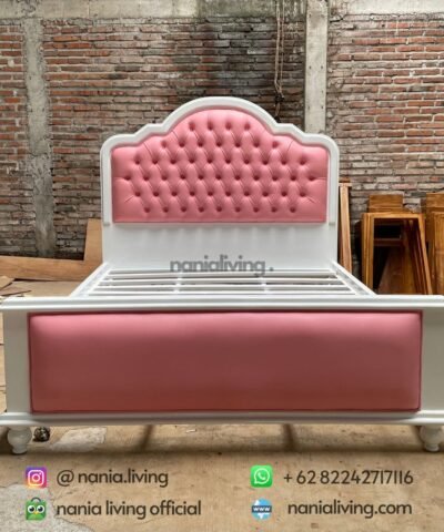 cv nania bintang utama