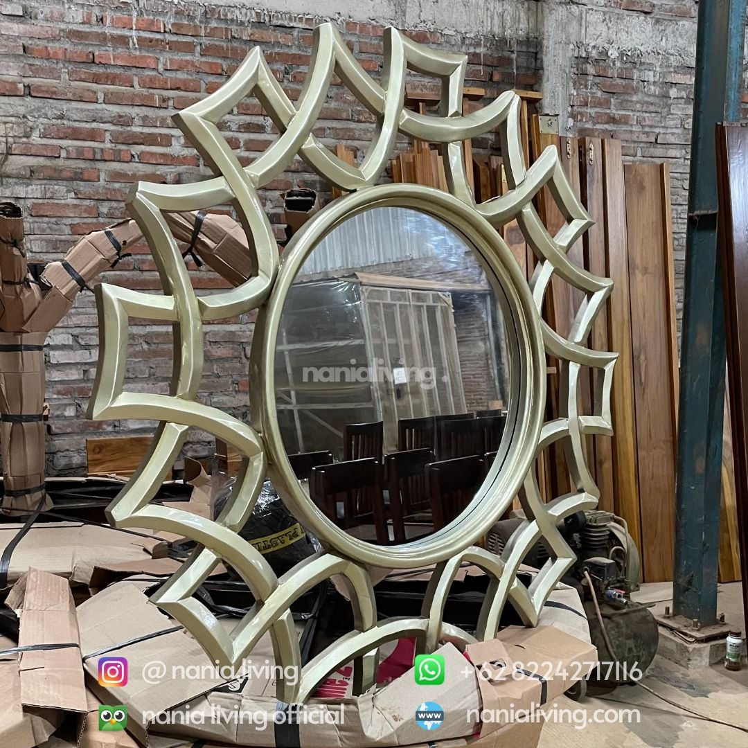 Silver Modern Wall Mirror 3 siude Silver Modern Wall Mirror