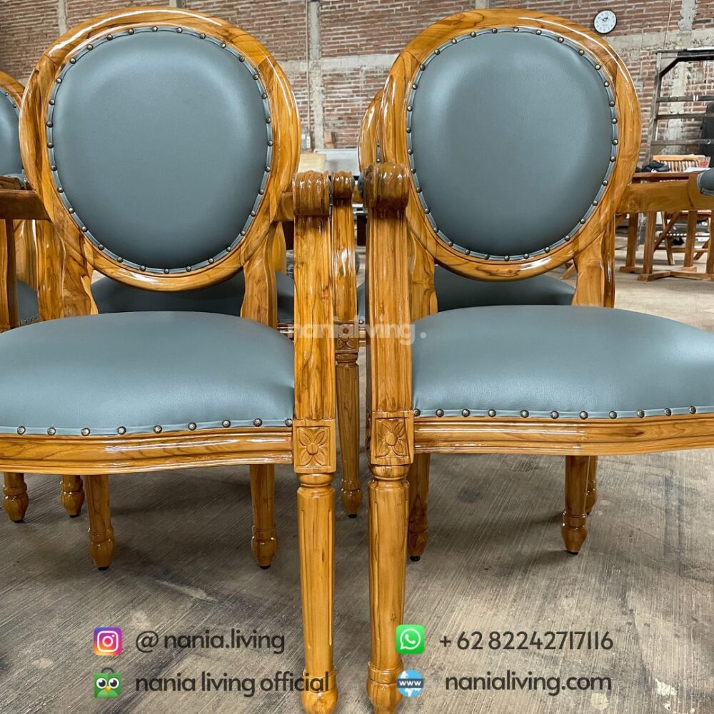 Classic Style Dining Chairs