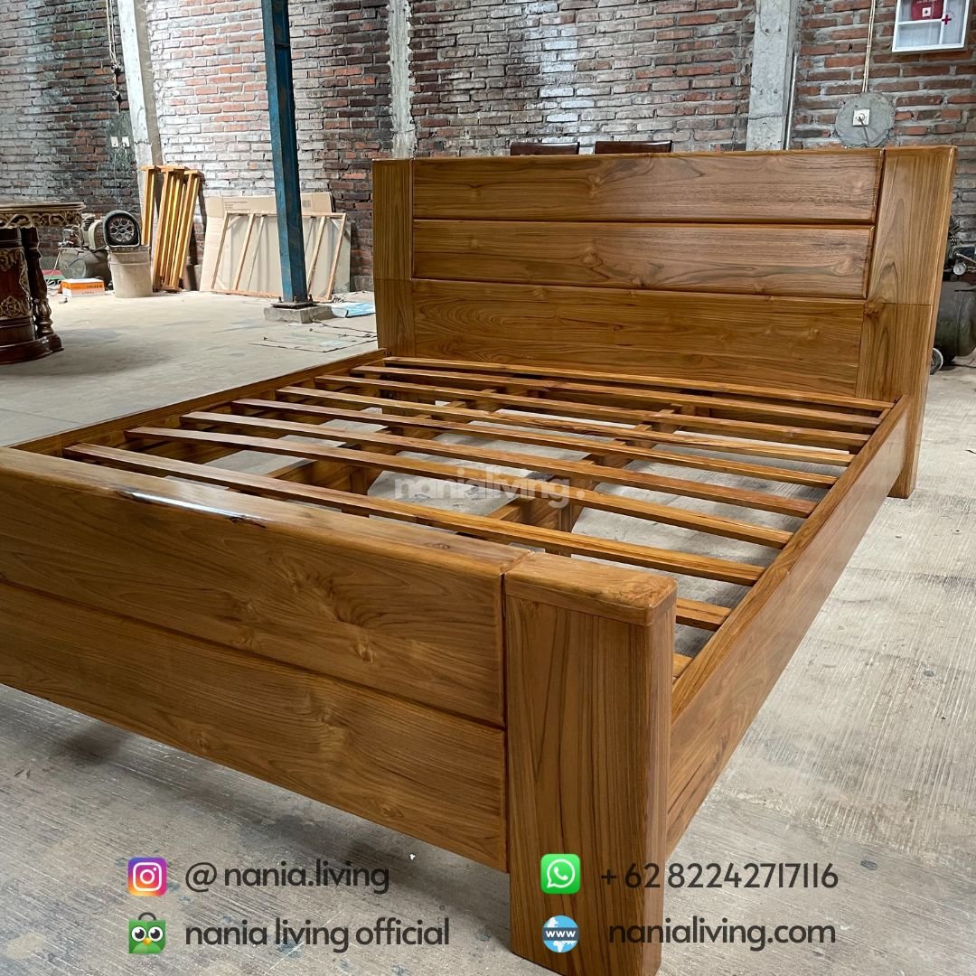Teak Natural Minimalist Bed 3 side Teak Natural Minimalist Bed