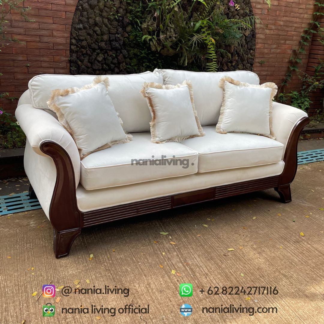 Luxurious Elegant Living Sofa 2 Luxurious Elegant Living Sofa