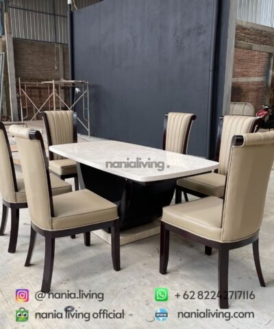 cv nania bintang utama